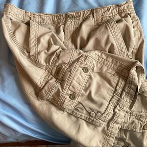Off white cargo shorts